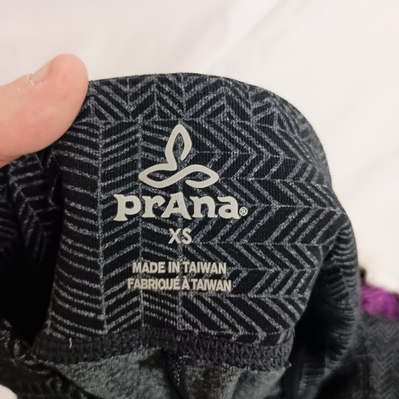 2/$30 PRANA Black and Gray Patterned Leggings (#507) - Picture 2 of 5